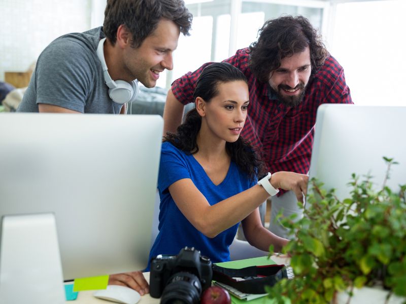 Ile kosztuje prowadzenie social mediów przez agencję?