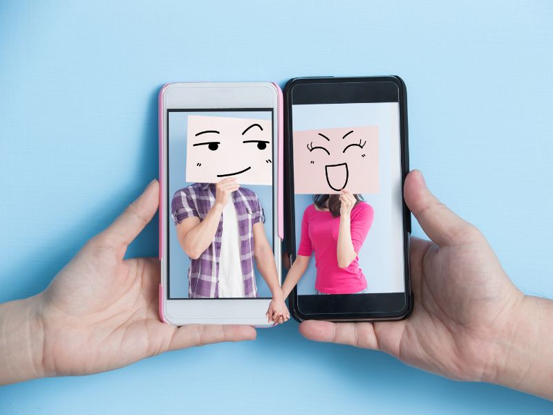 Czym różni się reklama na Facebooku od Instagram Ads?