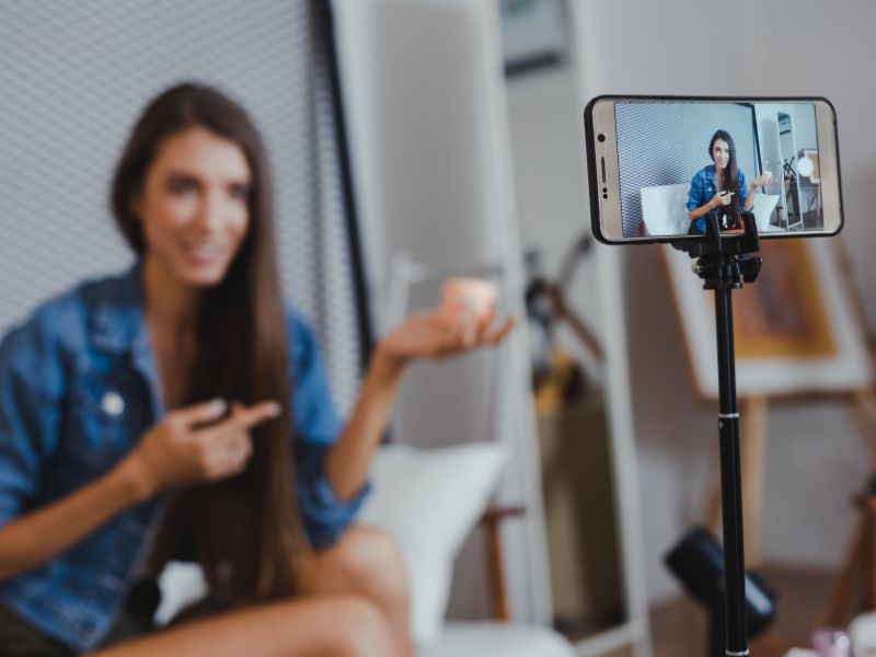 Jak wyglądają profesjonalne rolki wideo na social media?